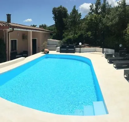 Casa Mariluka Bed & Breakfast Capoterra